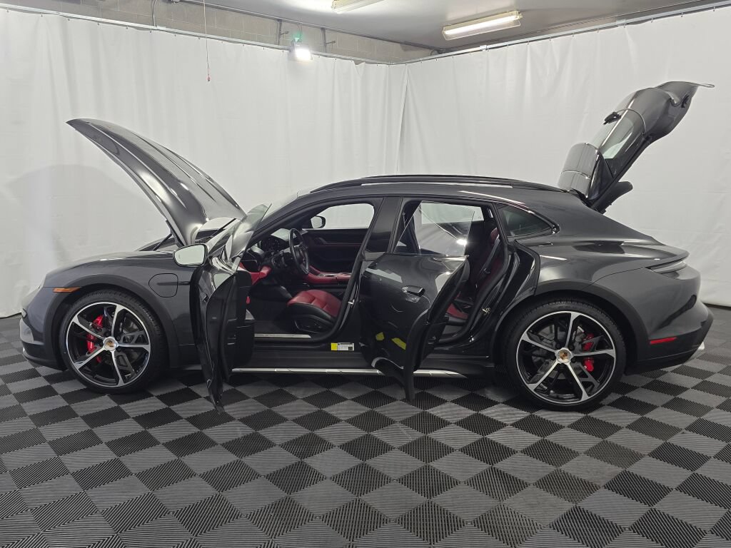 Certified 2025 Porsche Taycan 4S AWD/4WD image 14