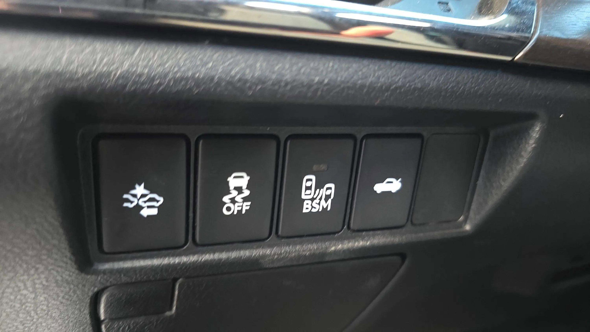 Used 2018 Toyota Avalon XLE Premium image 46