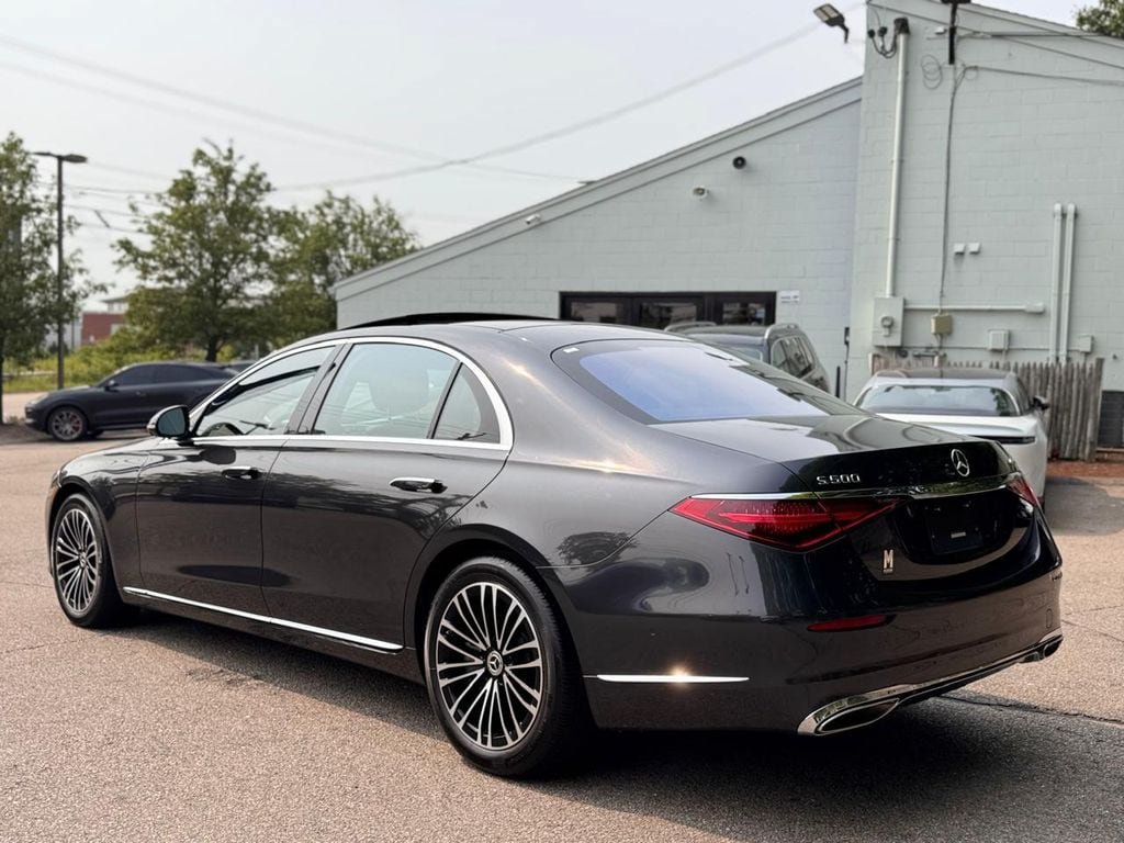 Used 2022 Mercedes-Benz S 500 4MATIC w/ 3D Technology Package image 4