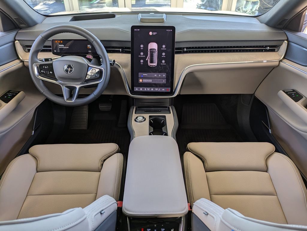 New 2025 Volvo EX90 Plus w/ Protection Package Premier AWD/4WD image 23