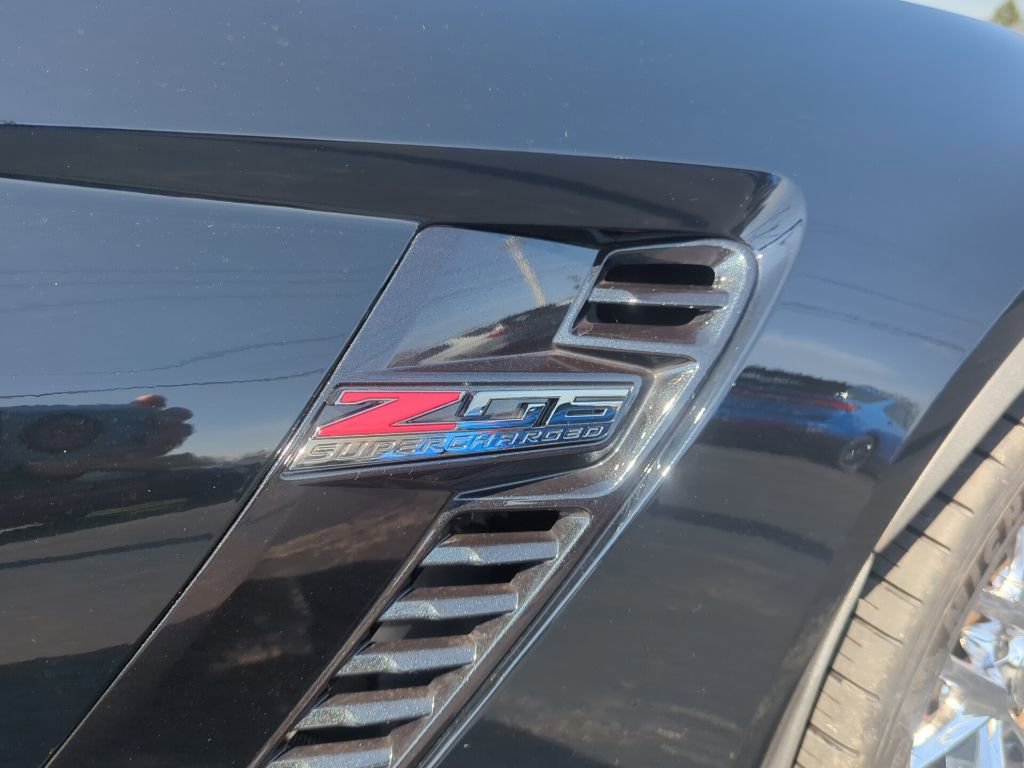 Used 2017 Chevrolet Corvette Z06 image 11