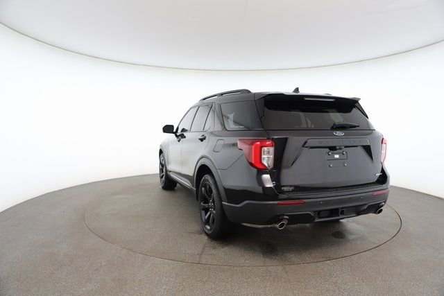 Used 2023 Ford Explorer ST-Line w/ Class IV Trailer Tow Package image 12