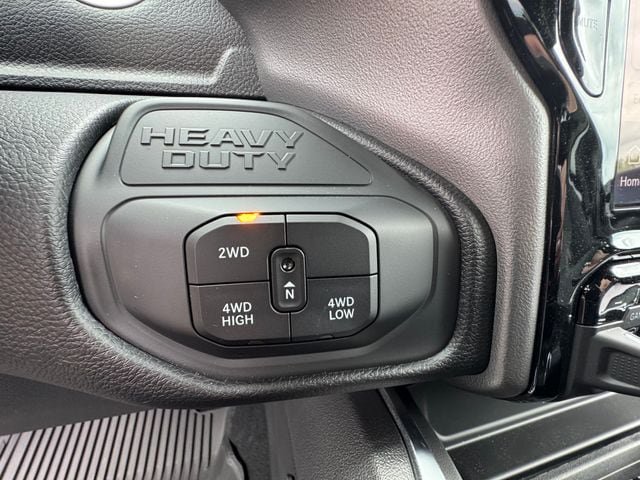 New 2026 RAM 2500 Big Horn AWD/4WD image 42