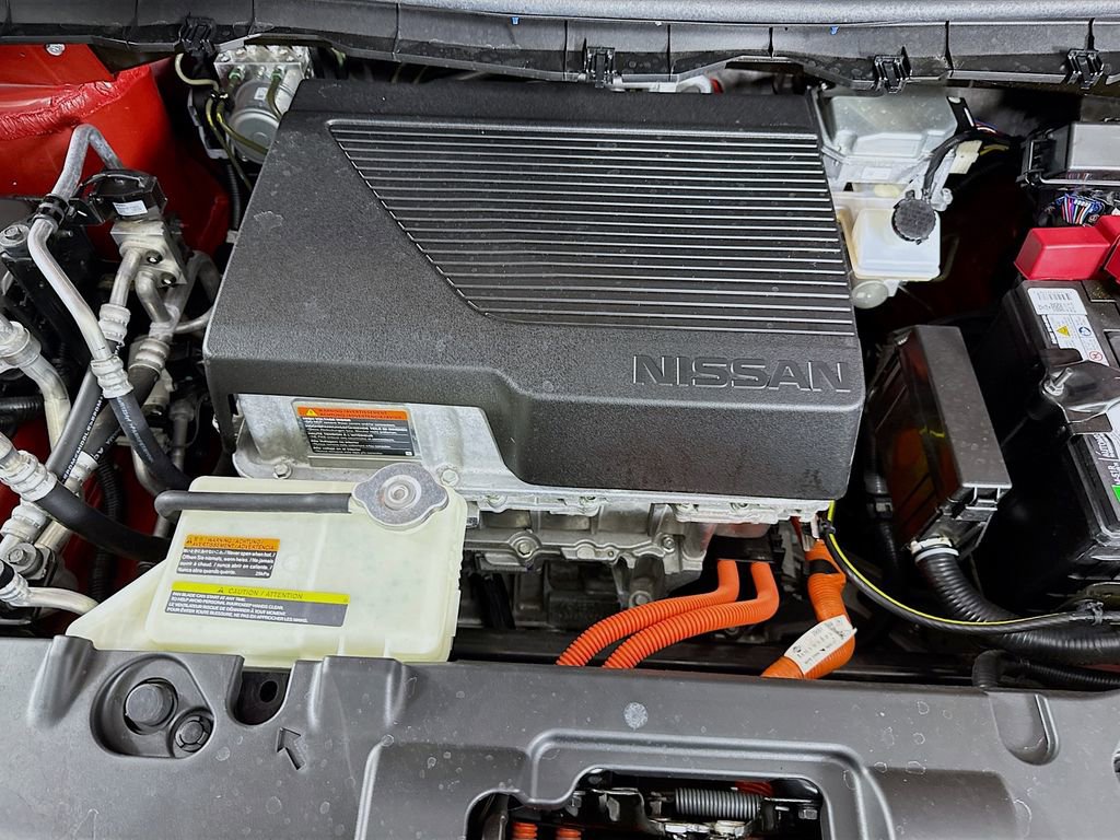 Used 2022 Nissan Leaf SL Plus image 33