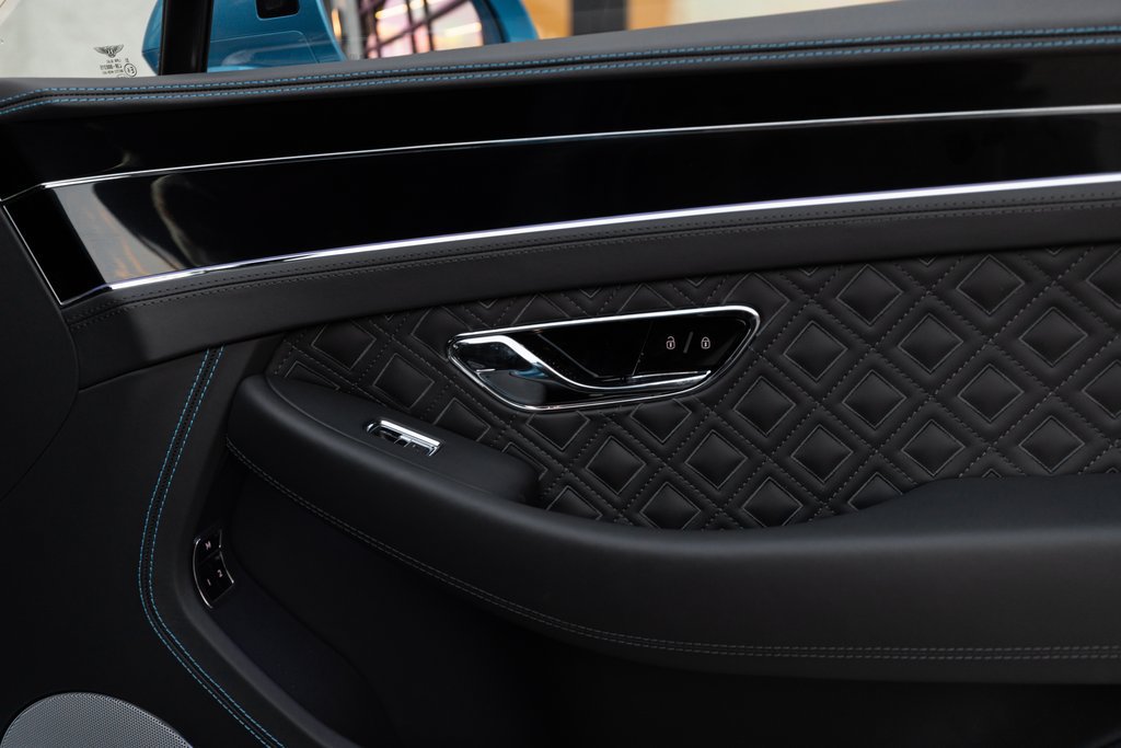 Certified 2022 Bentley Continental GT AWD/4WD image 40