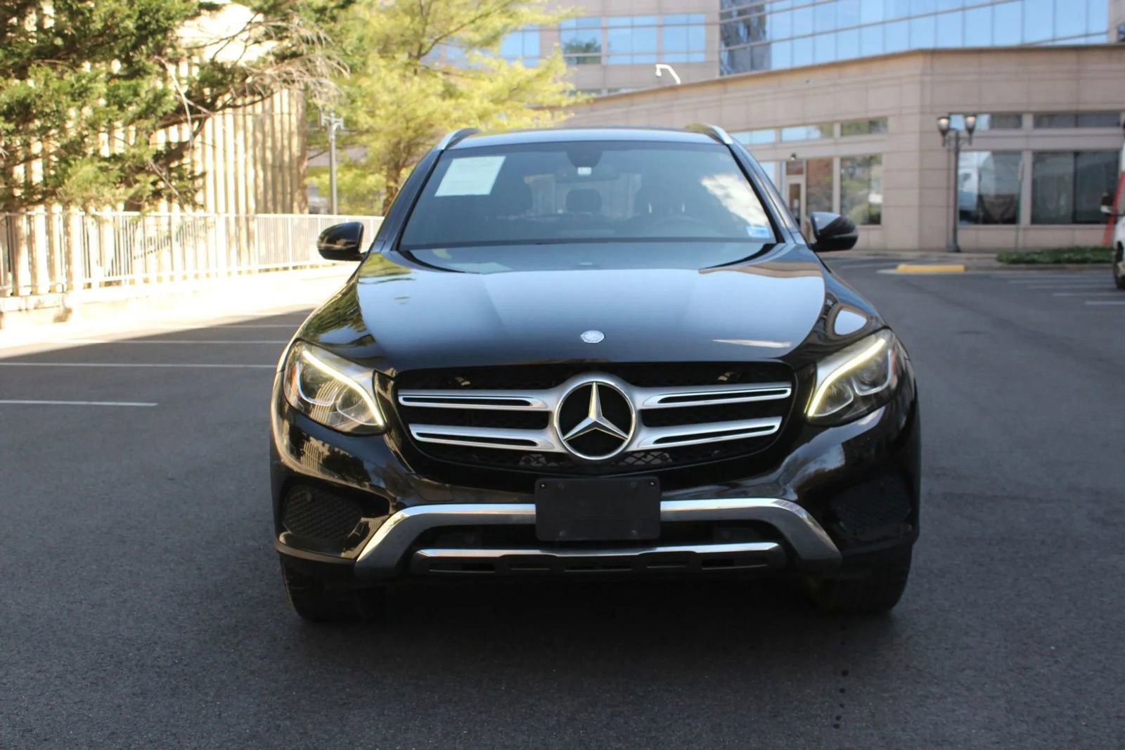 Used 2017 Mercedes-Benz GLC 300 4MATIC w/ Premium 1 Package image 3