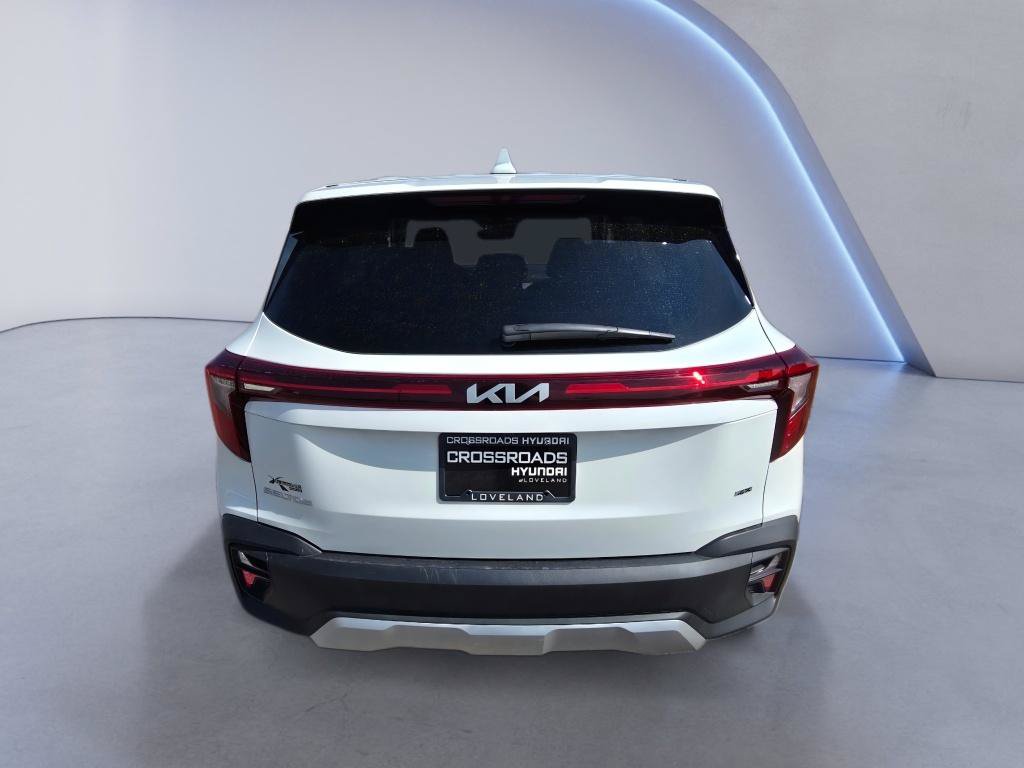 Used 2026 Kia Seltos LX AWD/4WD image 5