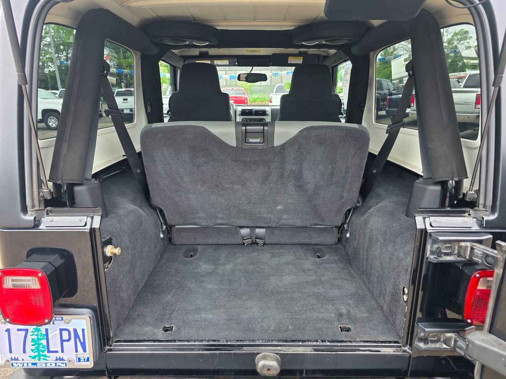 Used 2005 Jeep Wrangler Unlimited AWD/4WD image 16