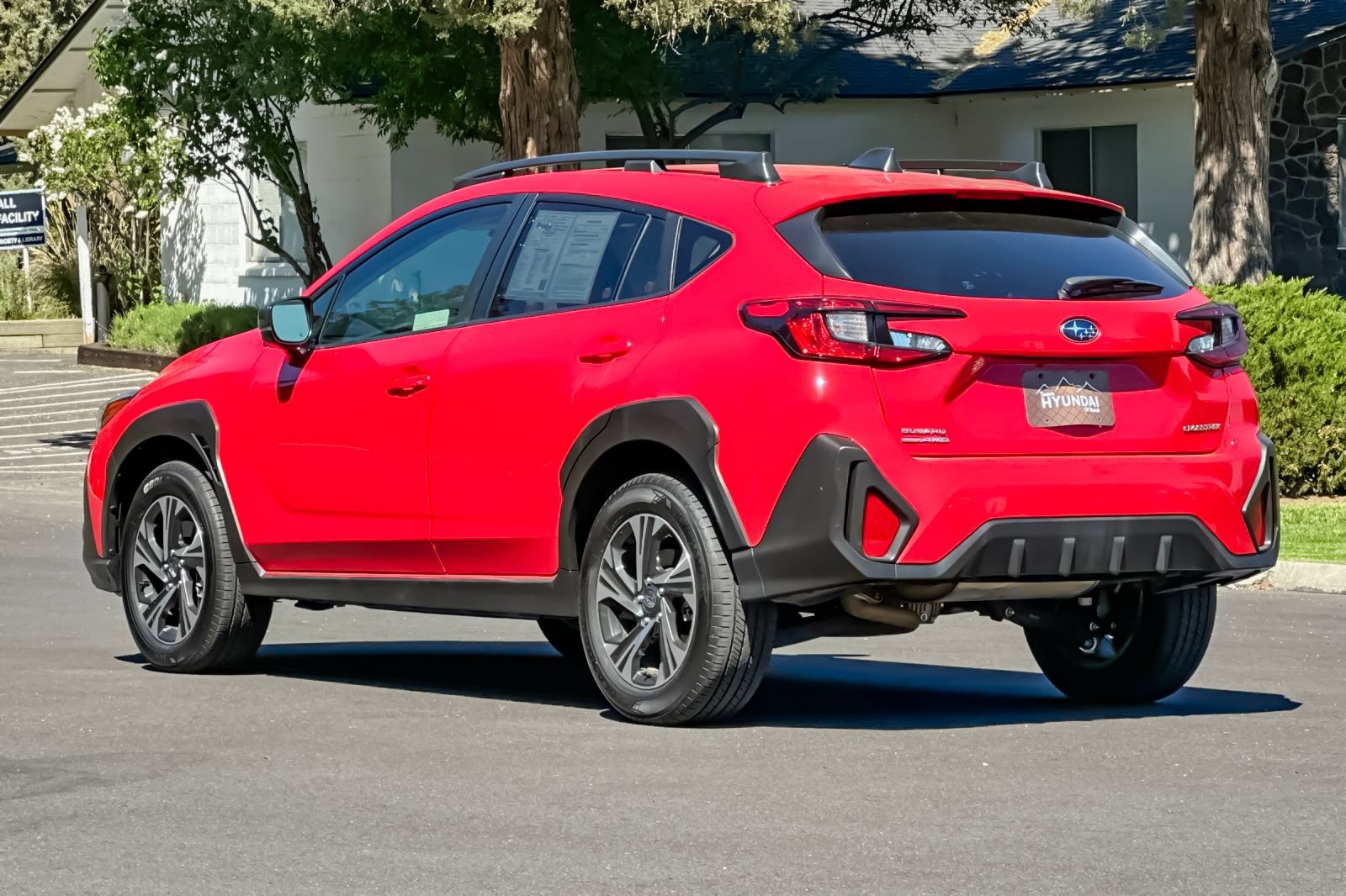 Used 2025 Subaru Crosstrek 2.5i Premium AWD/4WD image 6