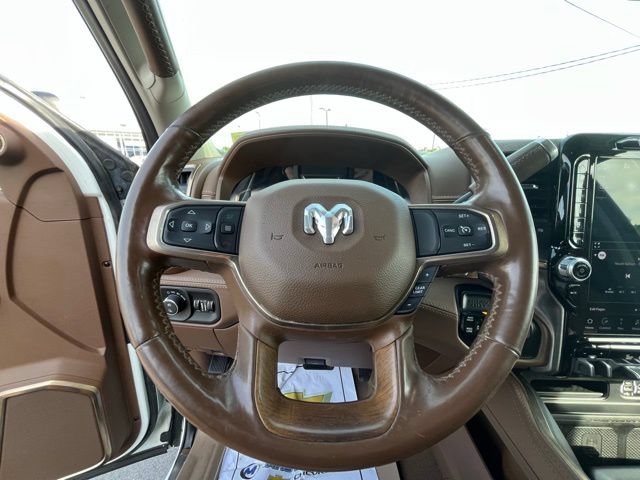 Used 2023 RAM 3500 Limited AWD/4WD image 18