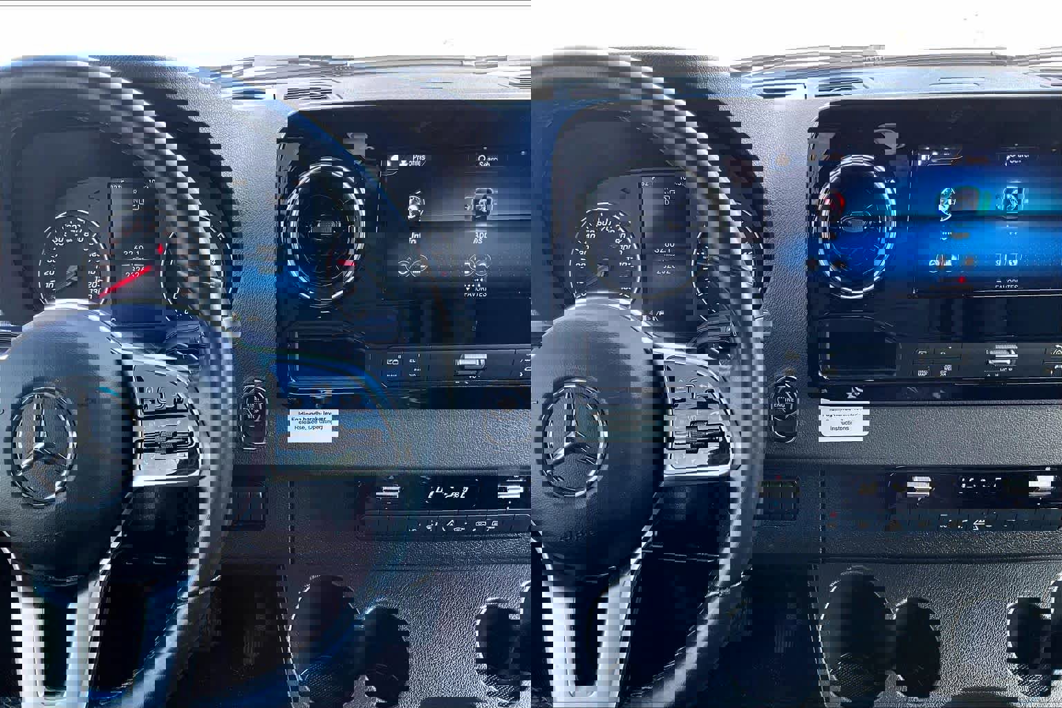 Used 2023 Mercedes-Benz Sprinter 2500 image 7