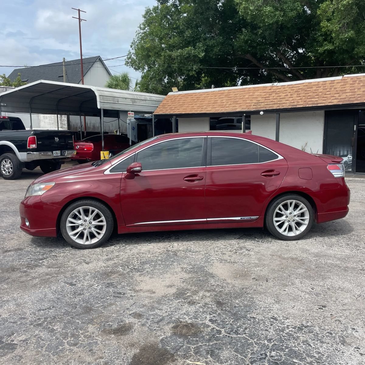 Used 2010 Lexus HS 250h FWD image 2
