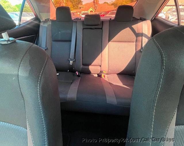 Used 2018 Toyota Corolla LE FWD image 21