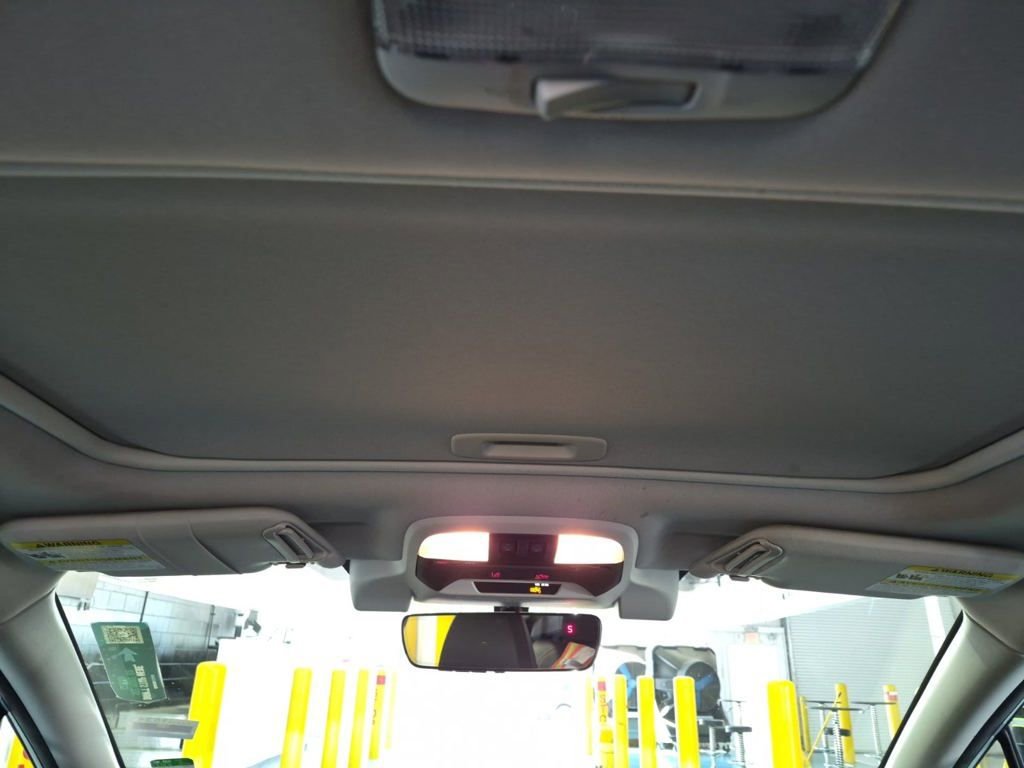 Used 2018 Subaru Crosstrek 2.0i Limited image 9