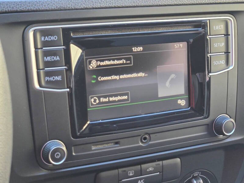 Used 2017 Volkswagen Jetta S image 22