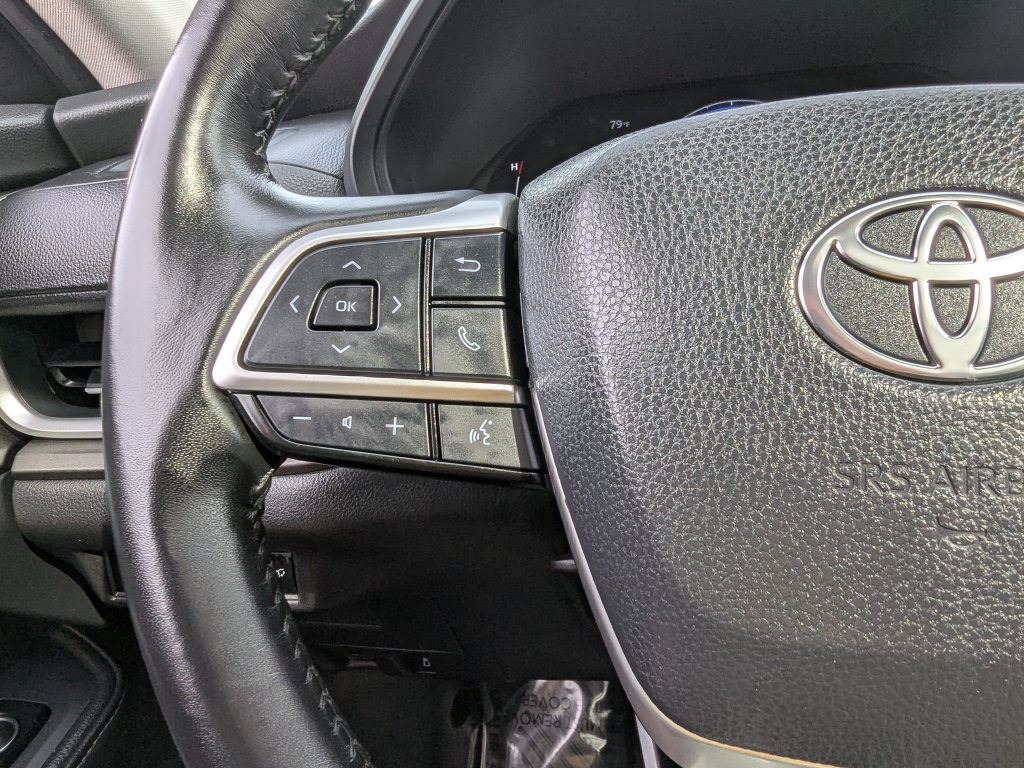 Used 2025 Toyota Grand Highlander AWD image 28