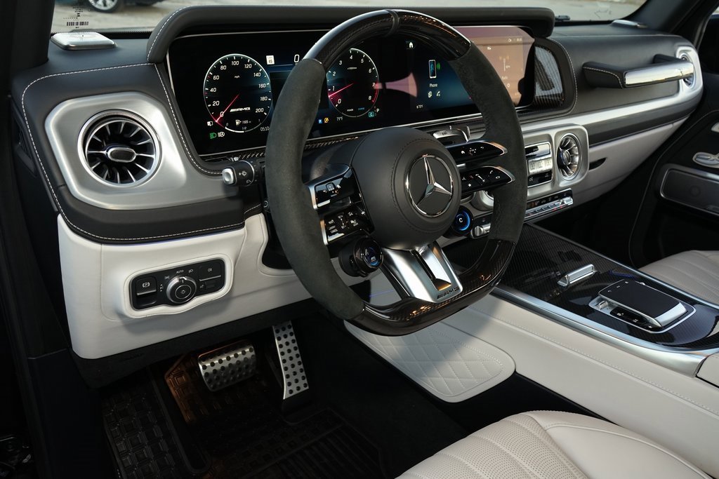 Used 2025 Mercedes-Benz G 63 AMG 4MATIC image 8