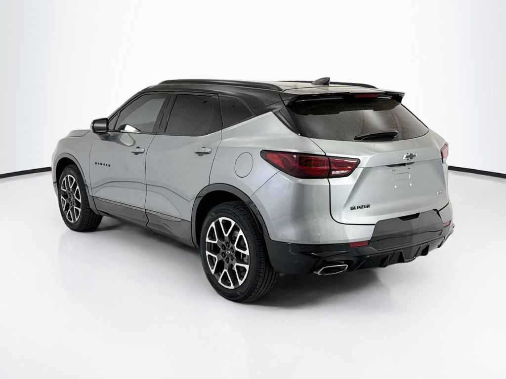 Used 2023 Chevrolet Blazer RS FWD image 7