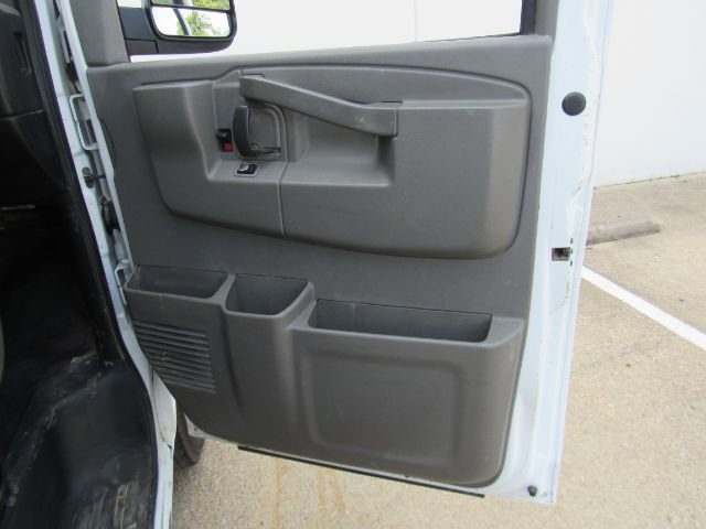 Used 2019 Chevrolet Express 3500 LT w/ LT Preferred Equipment Group image 18