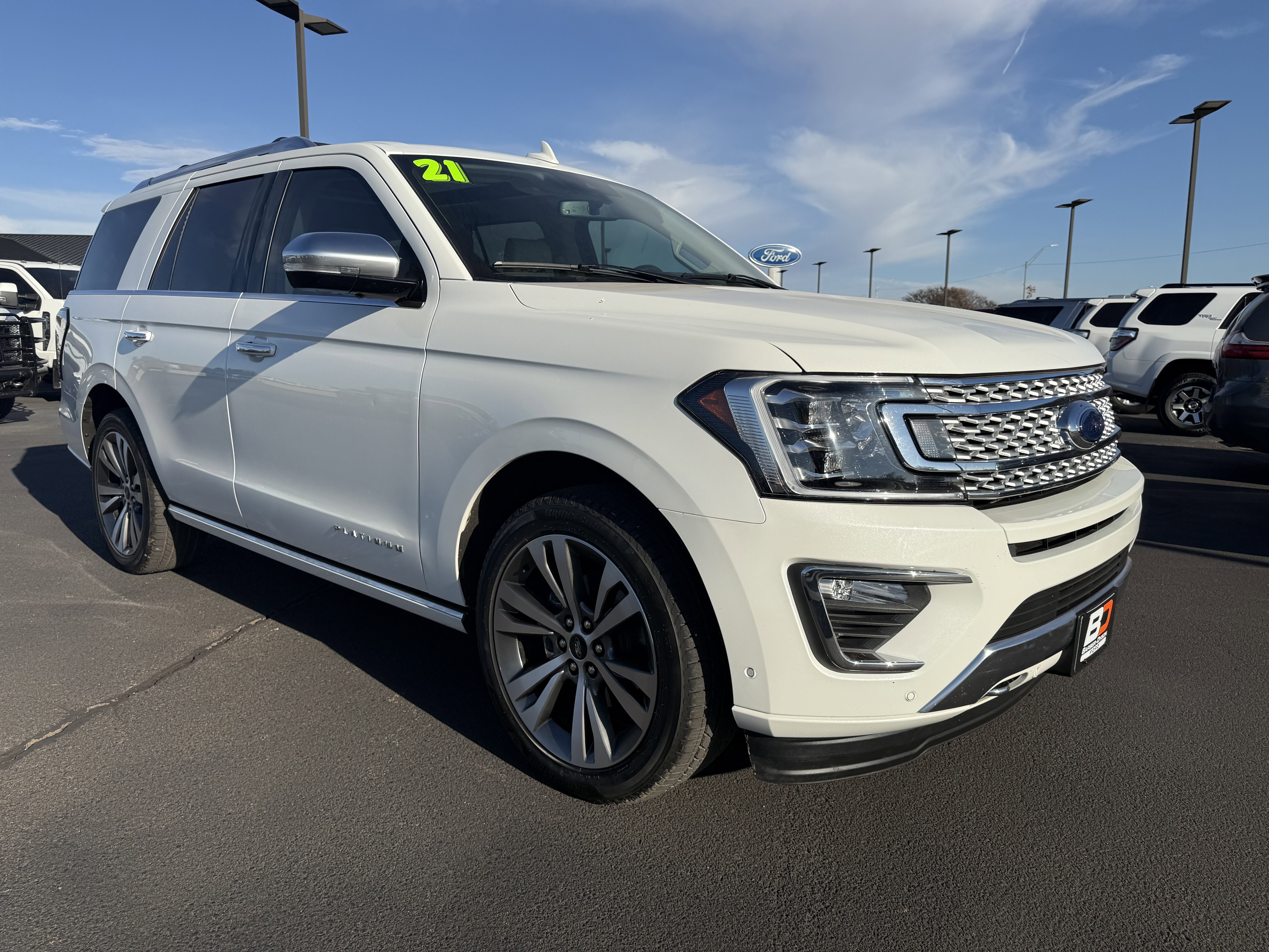 Used 2021 Ford Expedition Platinum image 2