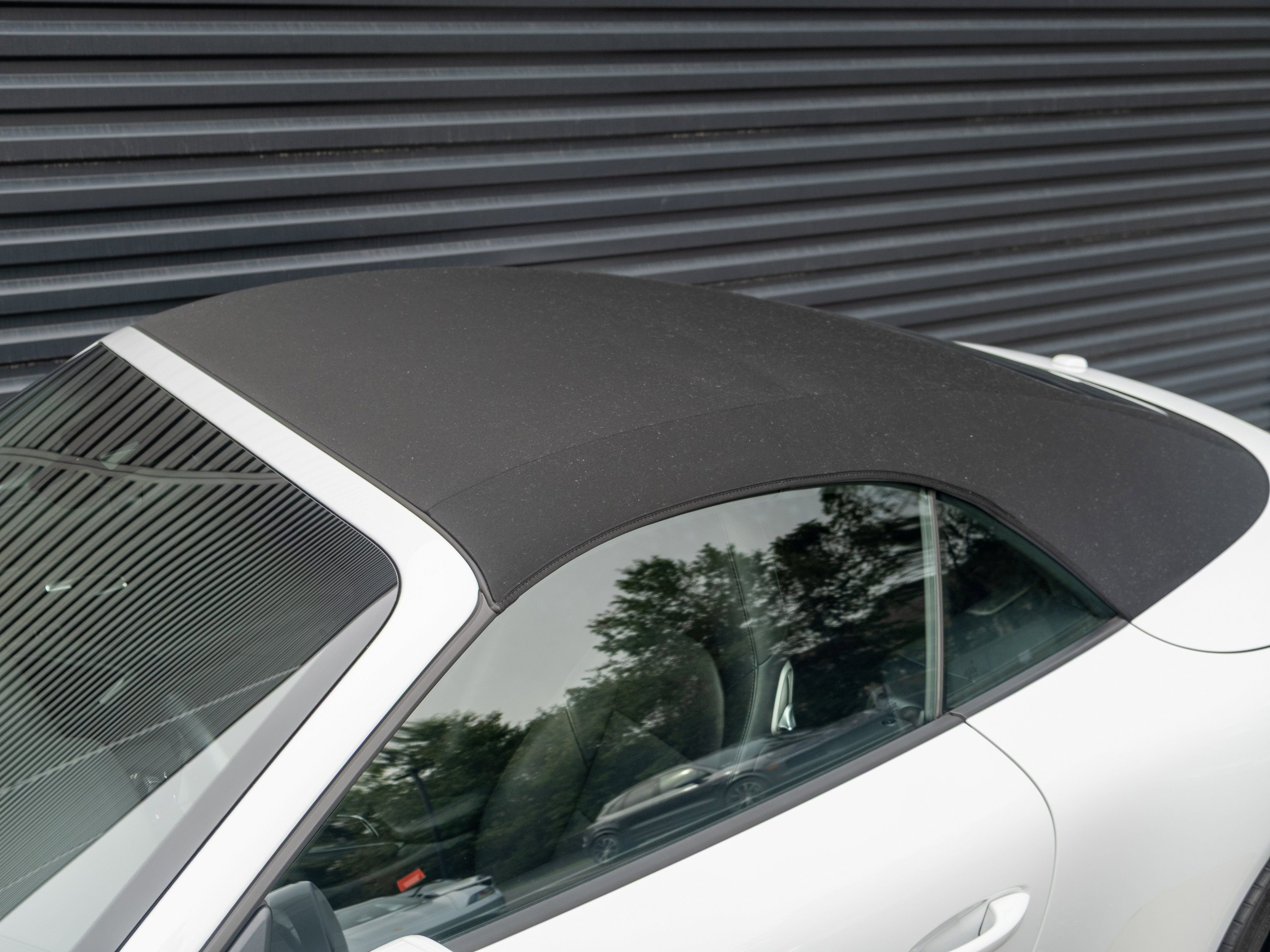 Certified 2017 Porsche 911 Carrera RWD image 41