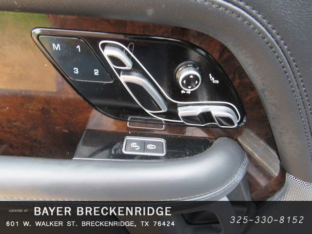 Used 2020 Land Rover Range Rover HSE AWD/4WD image 16