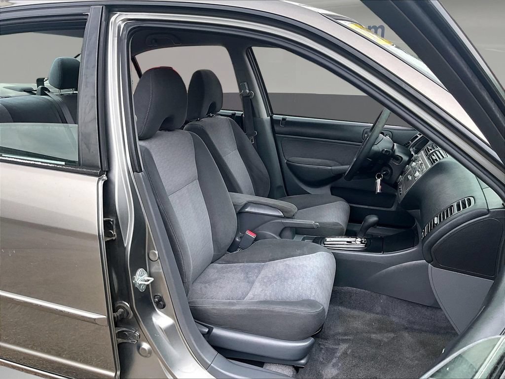 Used 2004 Honda Civic Hybrid Sedan image 30