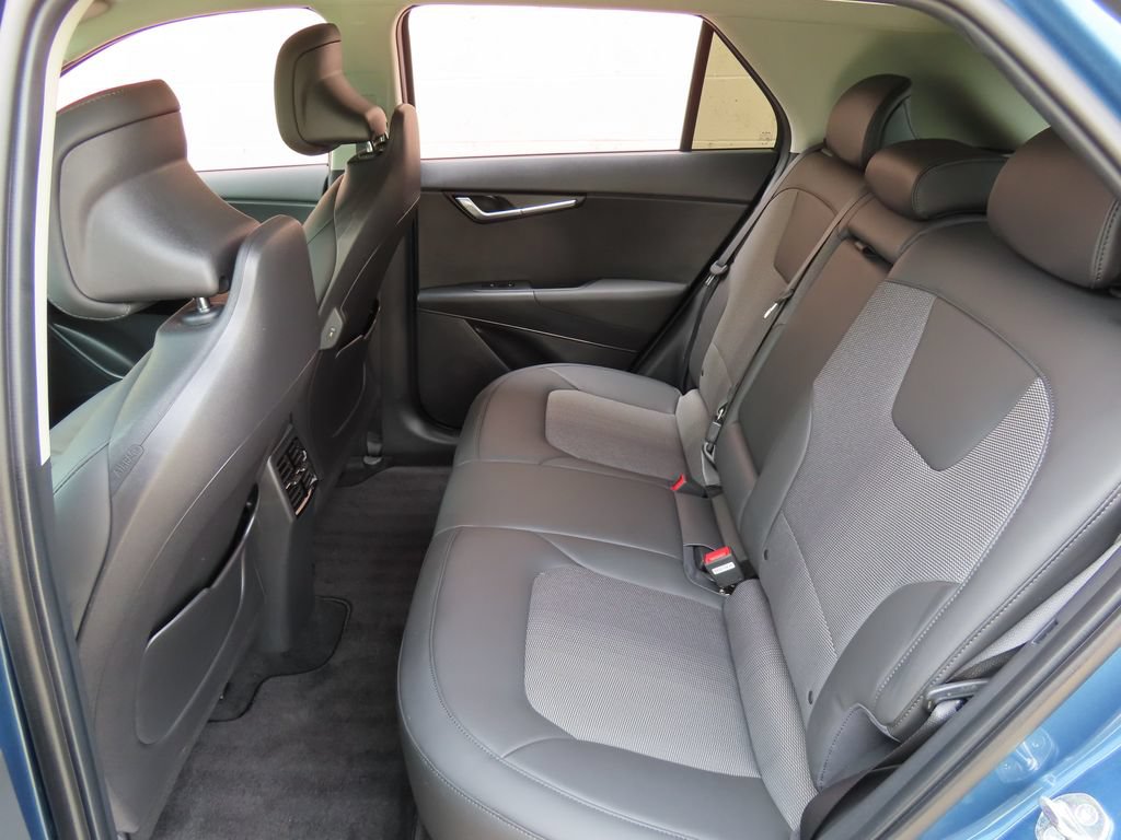 Certified 2024 Kia Niro Wind w/ Wind Preserve Package FWD image 30