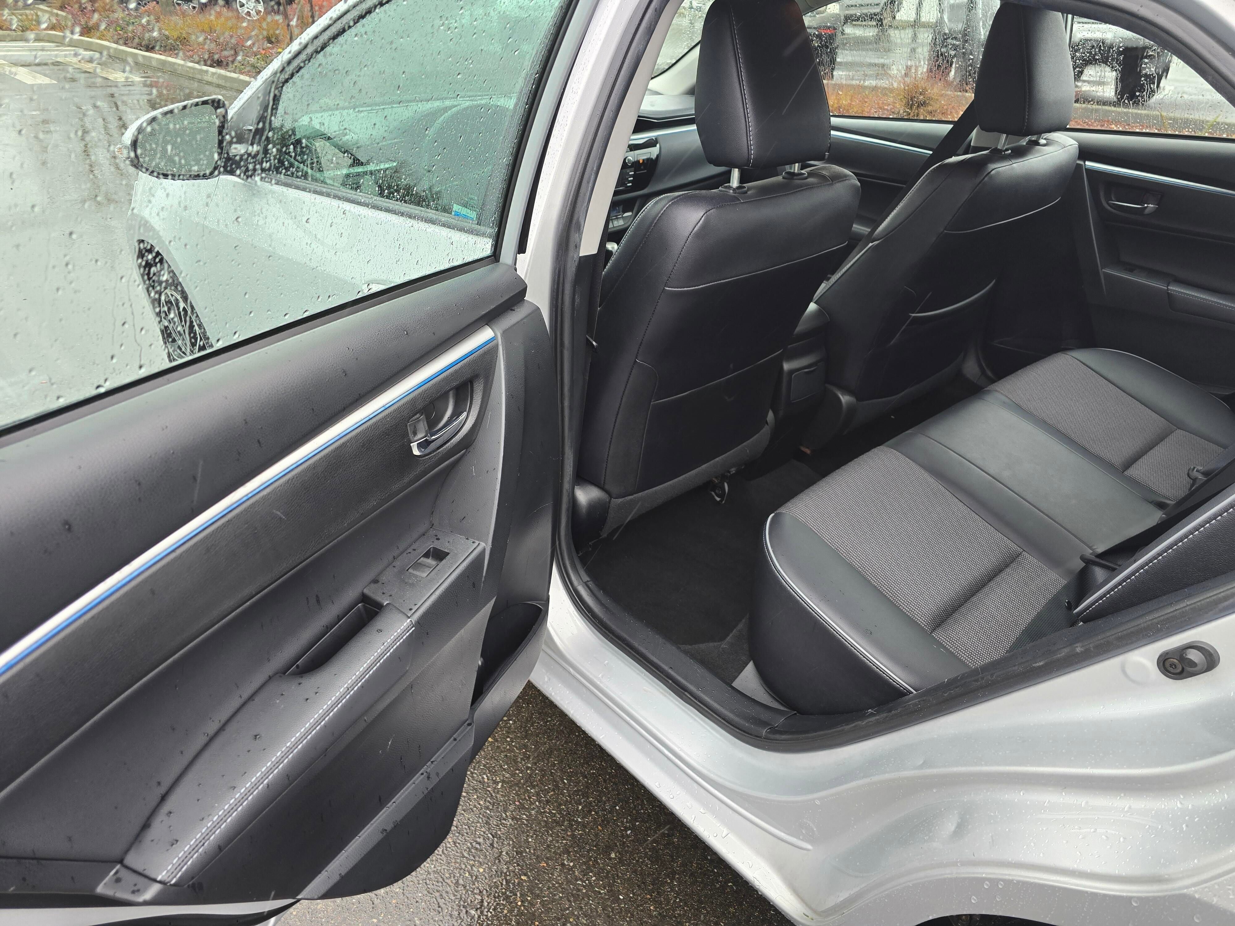 Used 2015 Toyota Corolla S FWD image 25