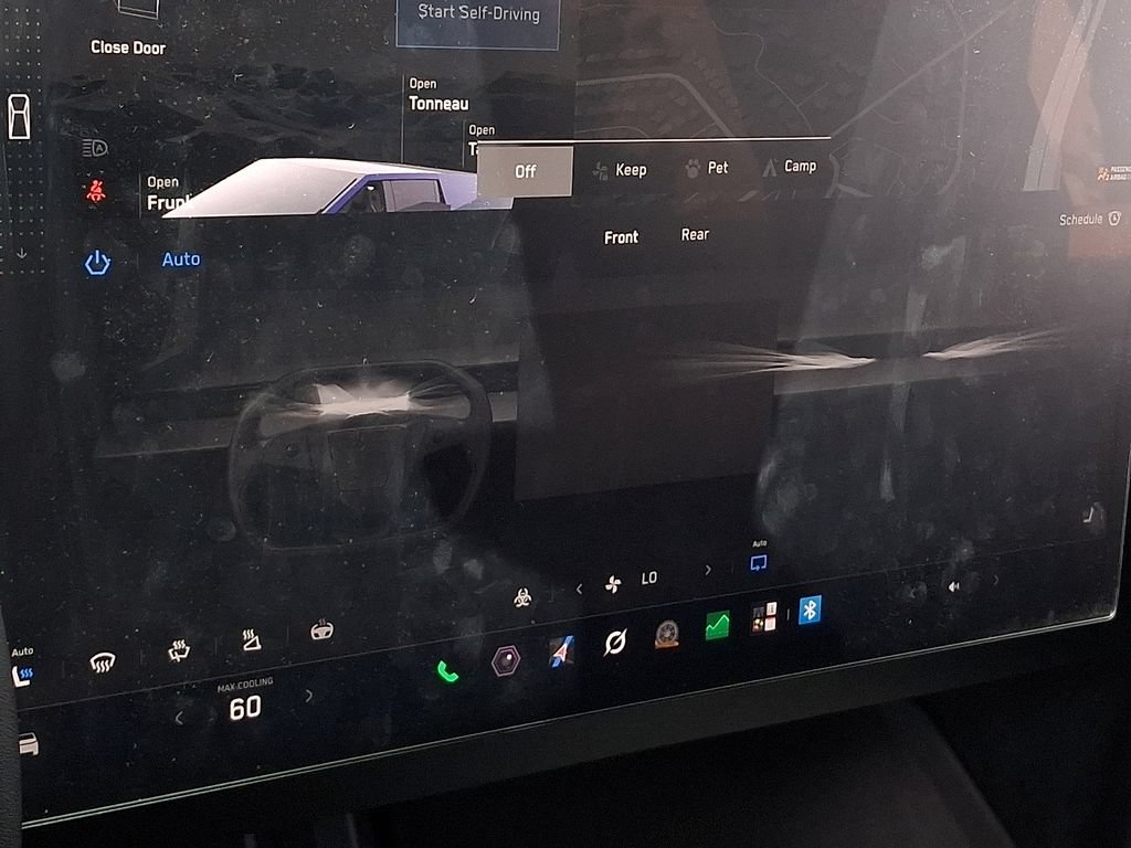 Used 2025 Tesla Cybertruck AWD Crew Cab image 16