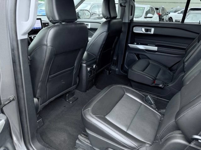 Used 2022 Ford Explorer Limited AWD/4WD image 23