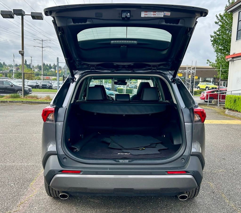 Used 2021 Toyota RAV4 Limited AWD/4WD image 25