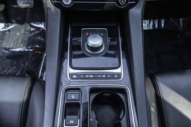 Used 2020 Jaguar F-PACE Premium AWD/4WD image 19