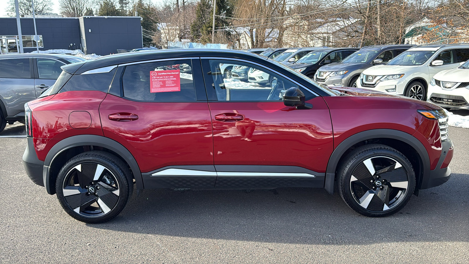 Certified 2025 Nissan Kicks SR image 26