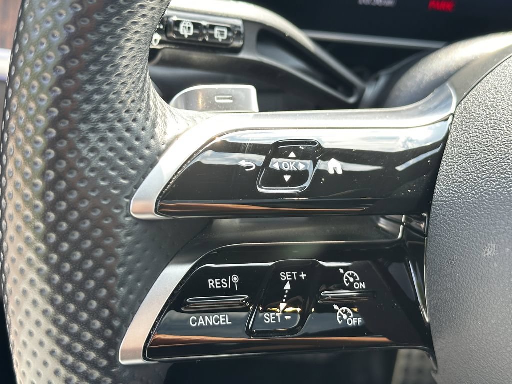 Certified 2025 Mercedes-Benz GLC 300 w/ AMG Line image 28