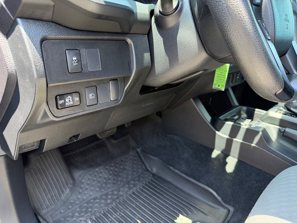 Certified 2021 Toyota Tacoma SR AWD/4WD image 14