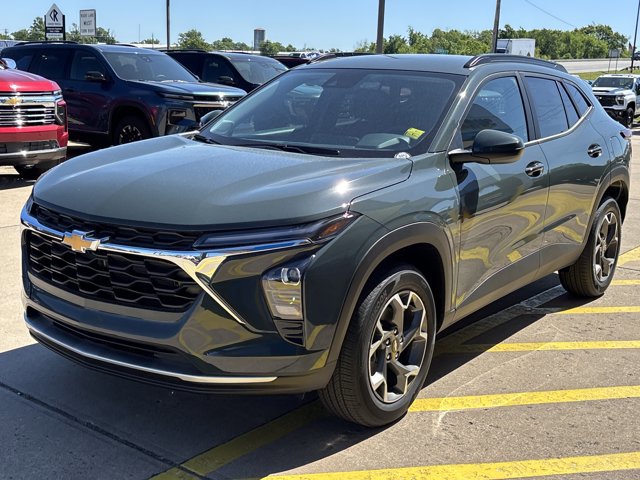 New 2026 Chevrolet Trax LT w/ LT Convenience Package FWD image 10