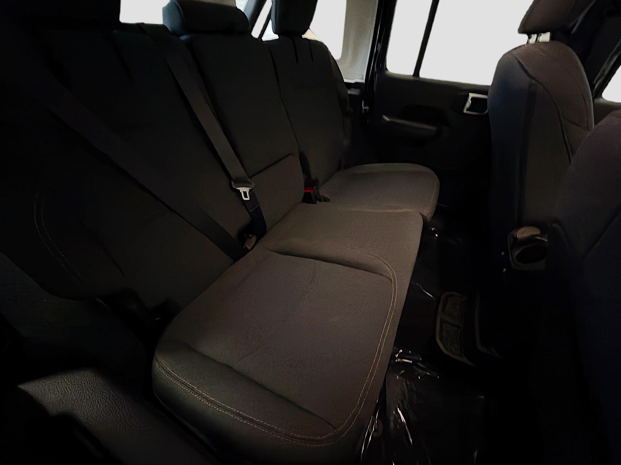Used 2024 Jeep Wrangler Unlimited AWD/4WD image 14