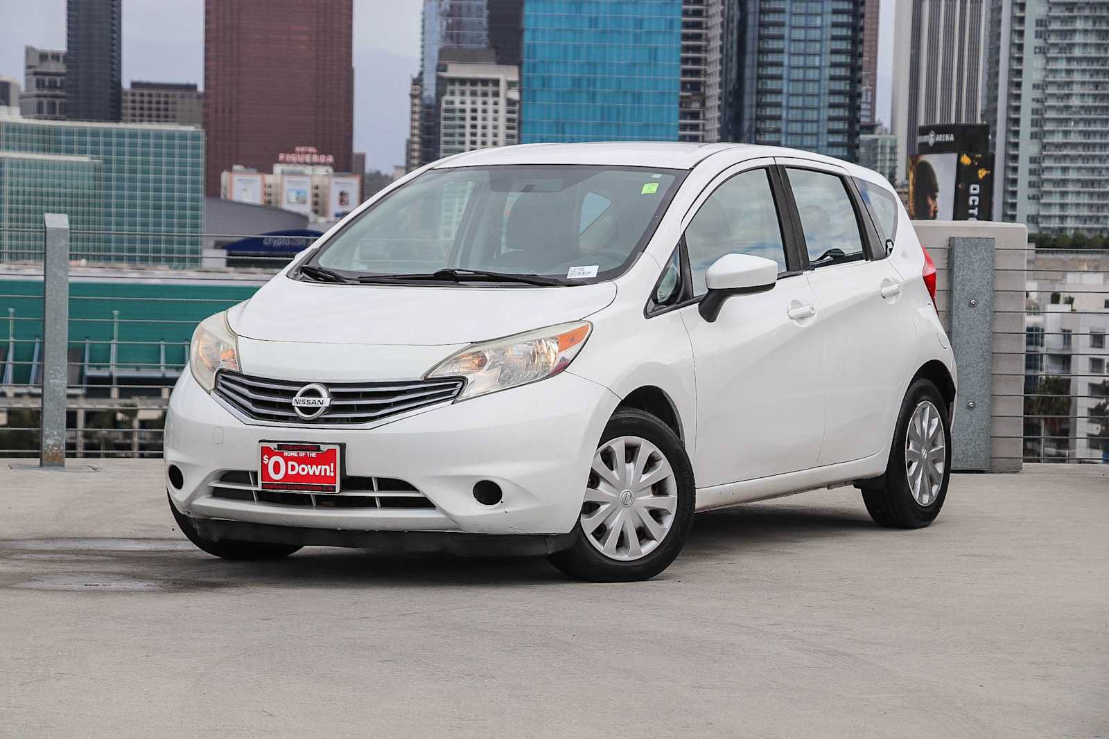 Used 2015 Nissan Versa Note SV FWD image 1