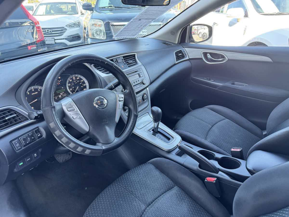 Used 2014 Nissan Sentra SR w/ Protection Package FWD image 31