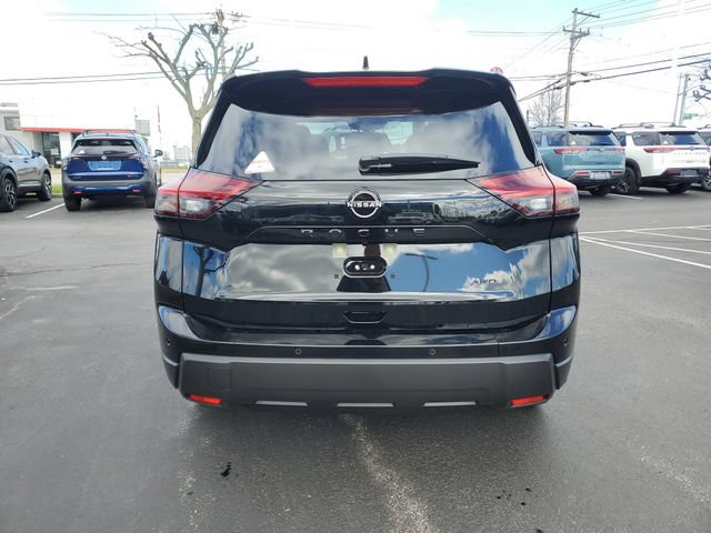 New 2026 Nissan Rogue Dark Armor AWD/4WD image 6