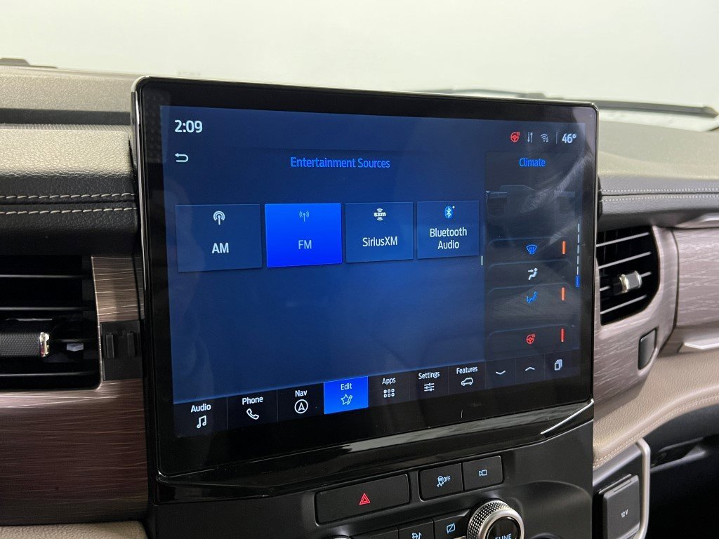 Used 2022 Ford Expedition Max Limited image 44