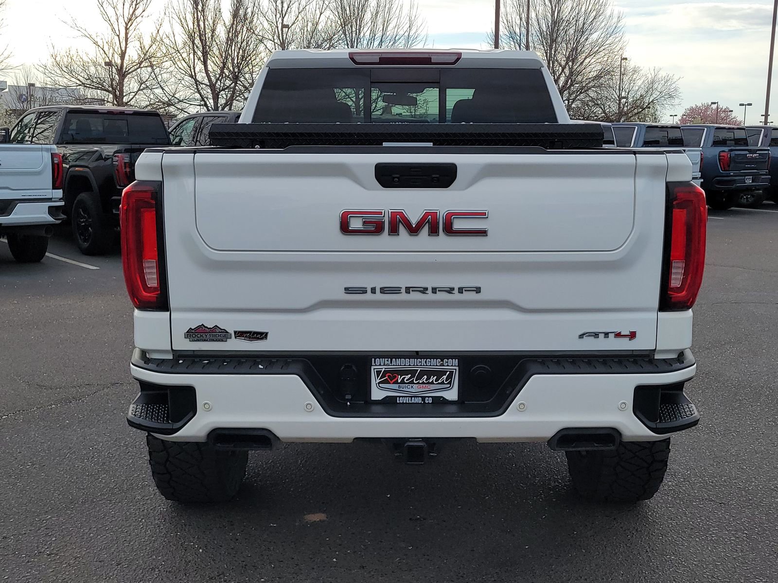 Used 2019 GMC Sierra 1500 AT4 w/ AT4 Premium Package image 4