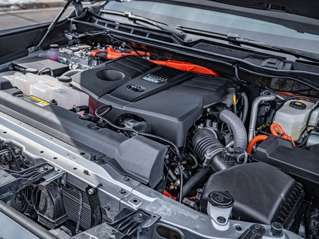 Used 2025 Toyota Tundra Platinum image 45