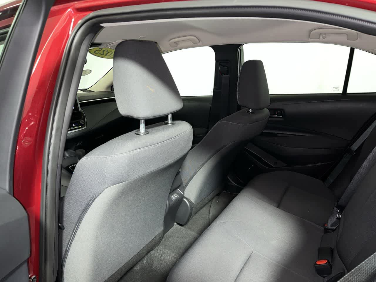 Used 2025 Toyota Corolla LE FWD image 25