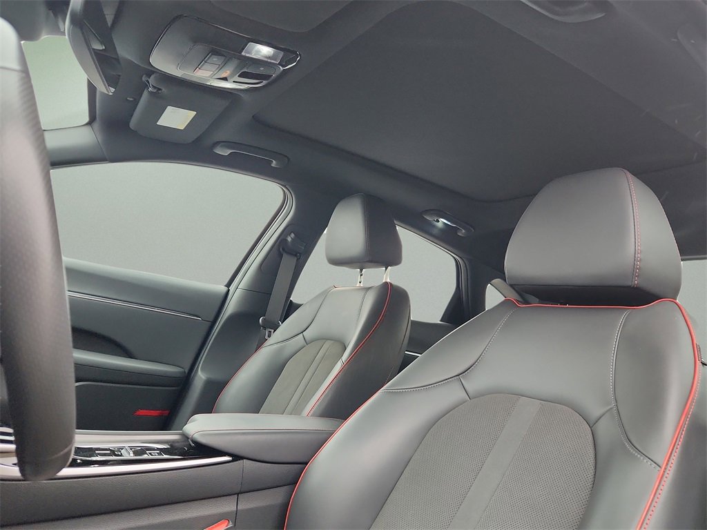 Used 2023 Hyundai Sonata SEL Plus w/ Cargo Package image 17