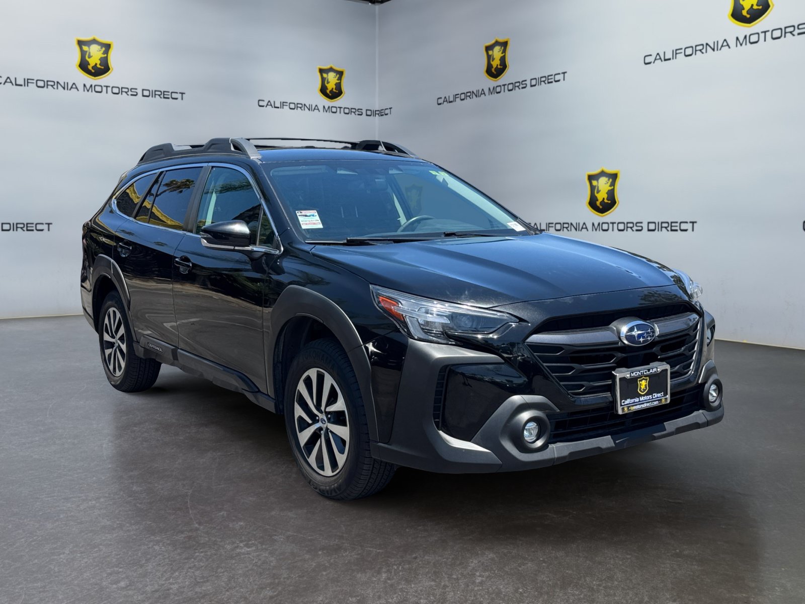 Used 2023 Subaru Outback Premium AWD/4WD image 7