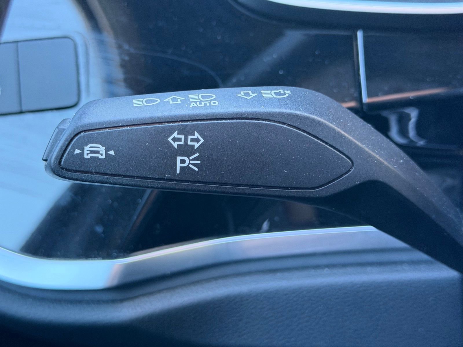 Used 2025 Audi Q3 2.0T Premium image 13