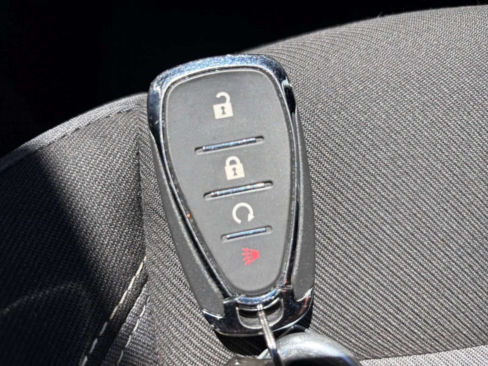 Used 2025 Chevrolet Blazer LT FWD image 22