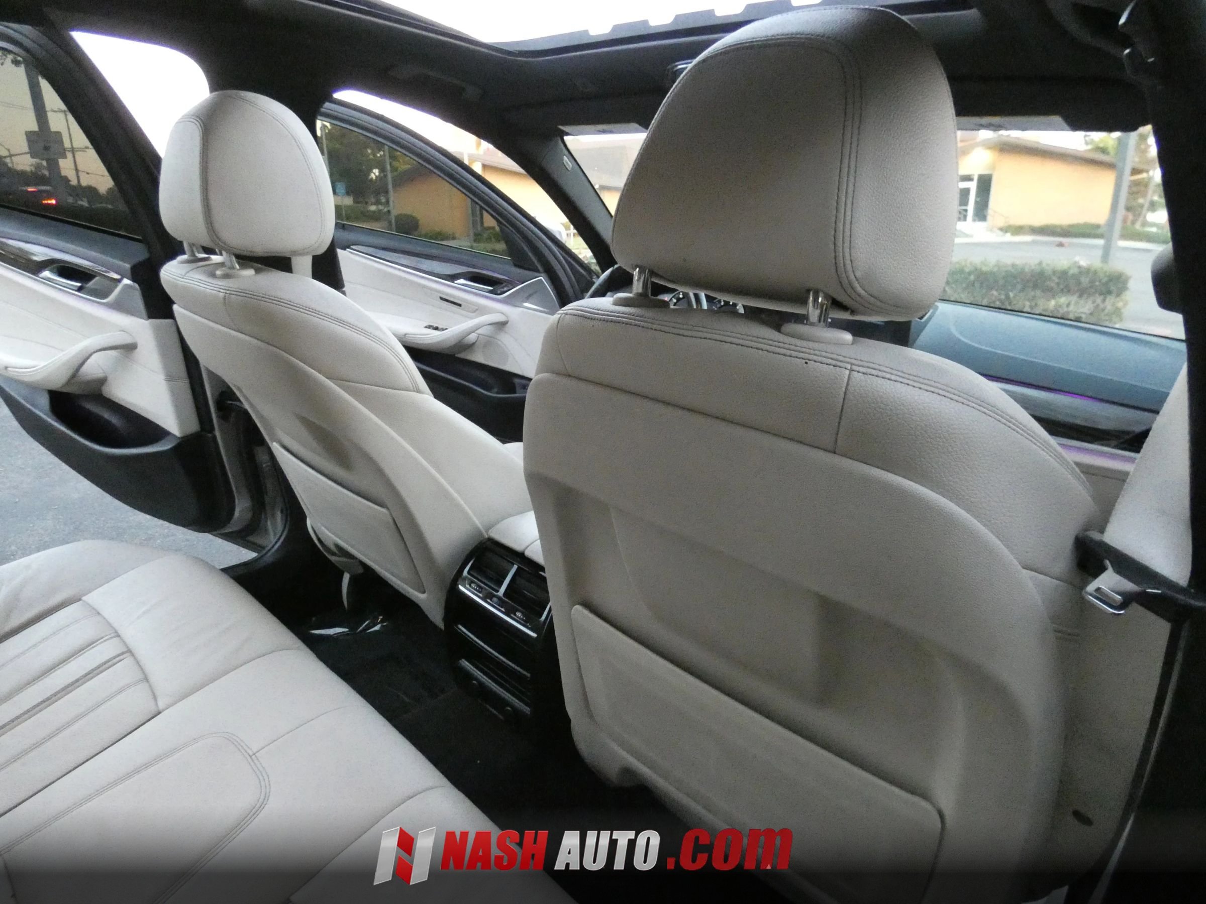 Used 2018 BMW 540i RWD image 34